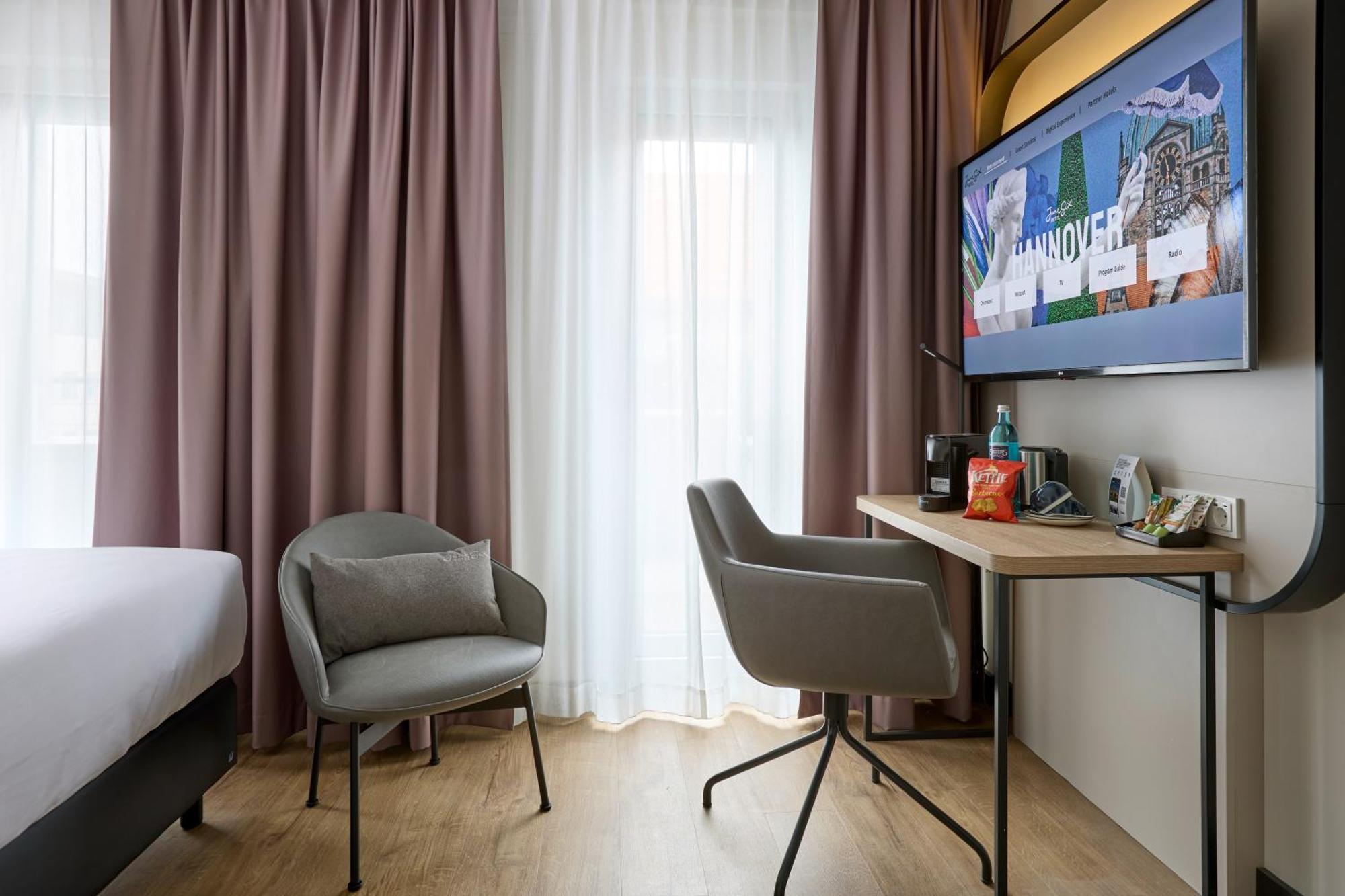 June Six Hotel Hannover City Экстерьер фото