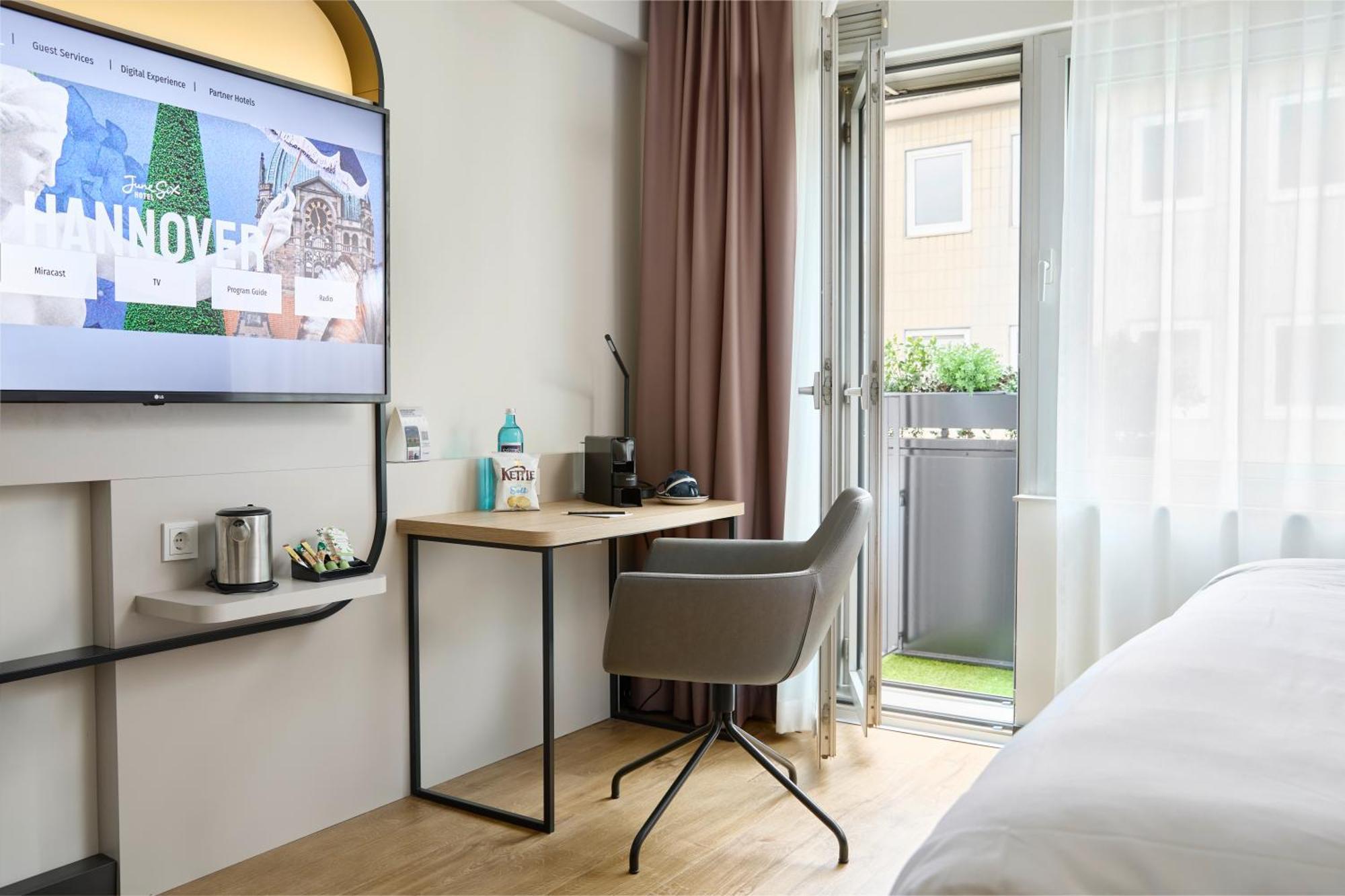 June Six Hotel Hannover City Экстерьер фото