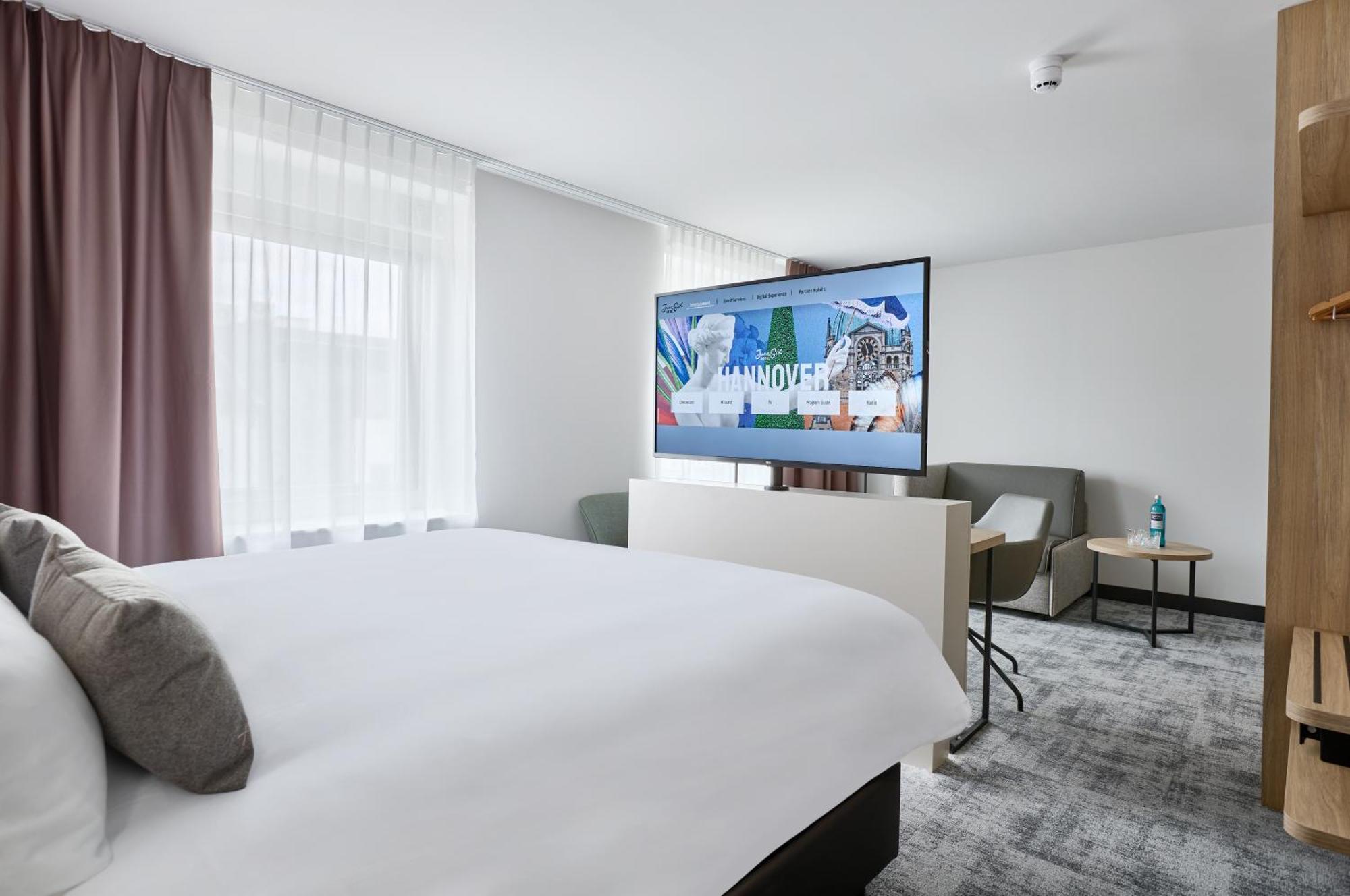 June Six Hotel Hannover City Экстерьер фото