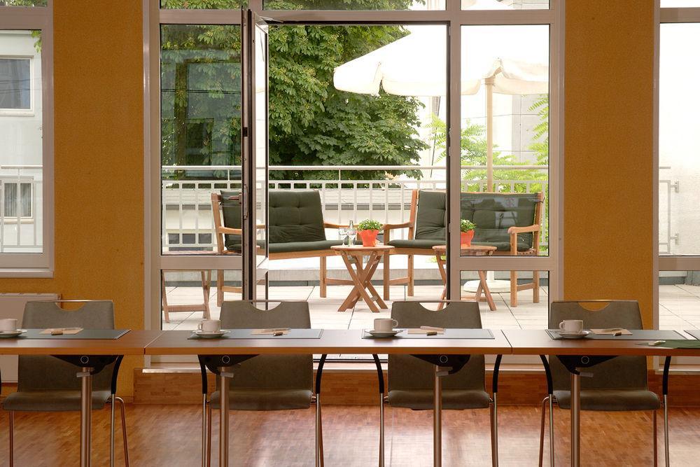 June Six Hotel Hannover City Экстерьер фото