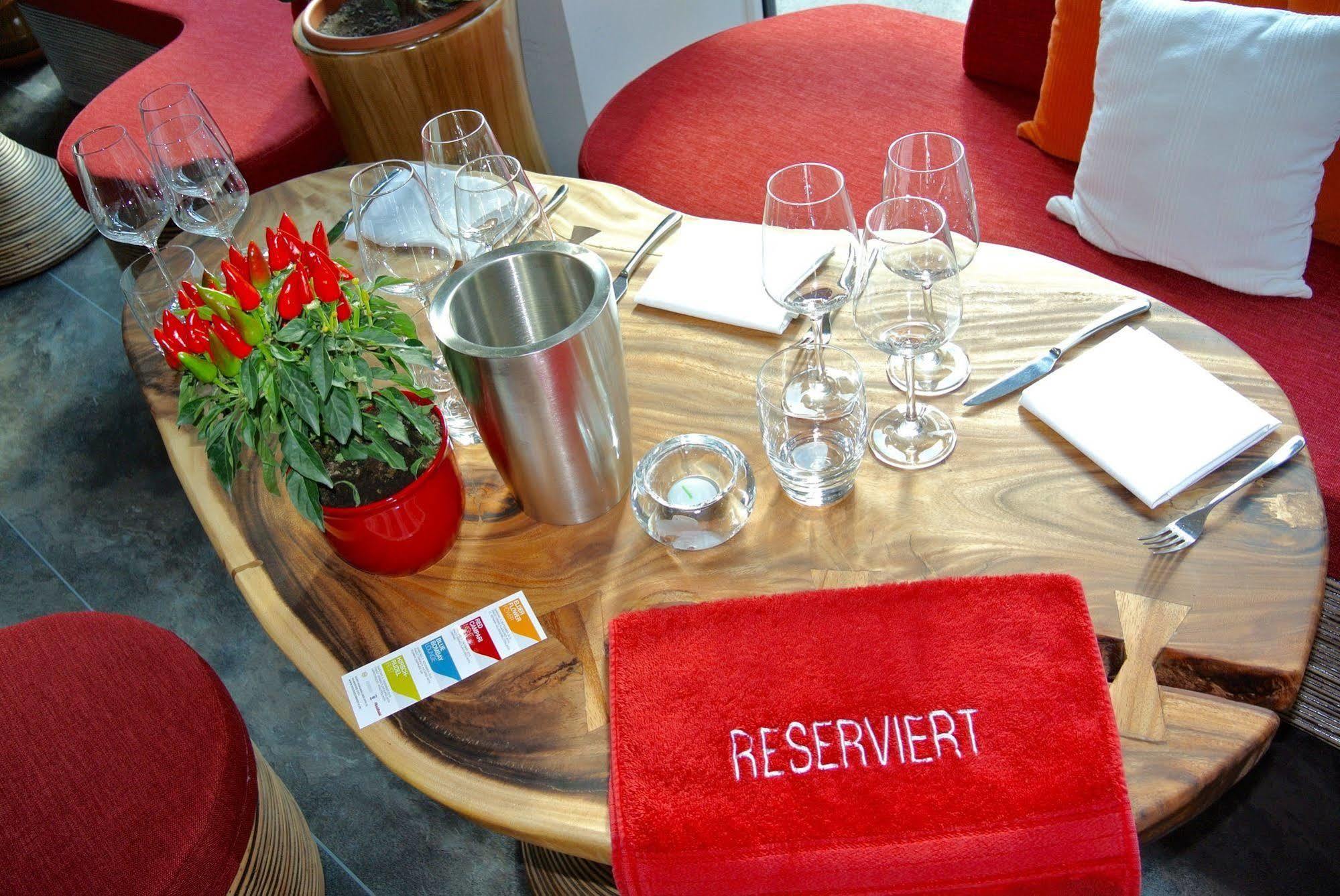 June Six Hotel Hannover City Экстерьер фото