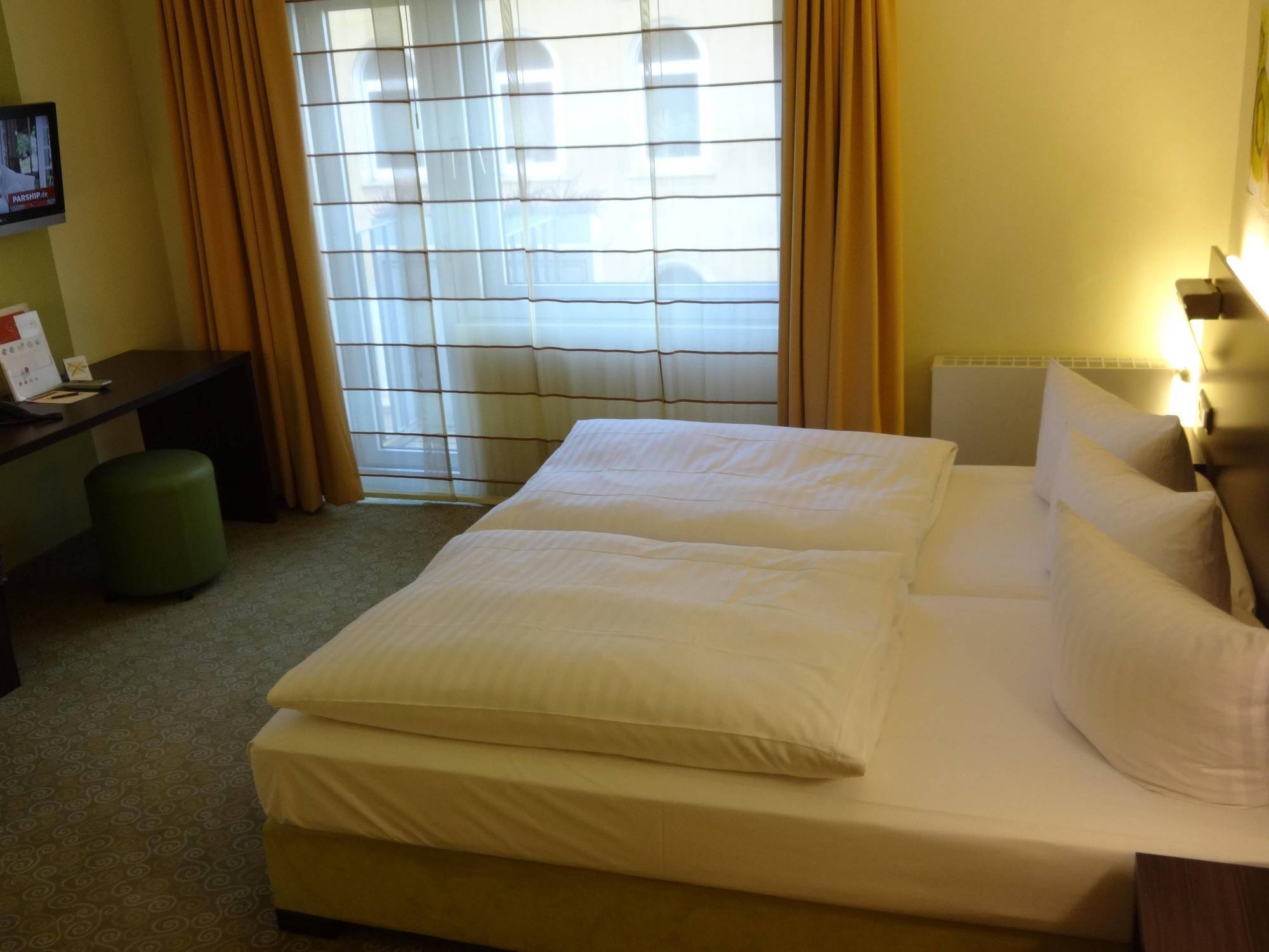 June Six Hotel Hannover City Экстерьер фото